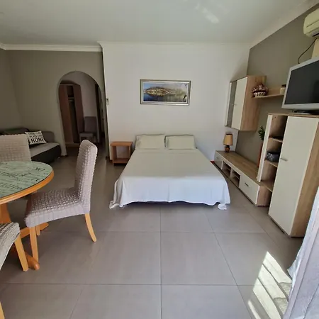 Apartament Australia *
