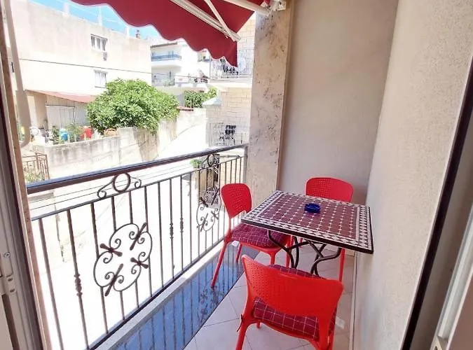 Australia * Makarska